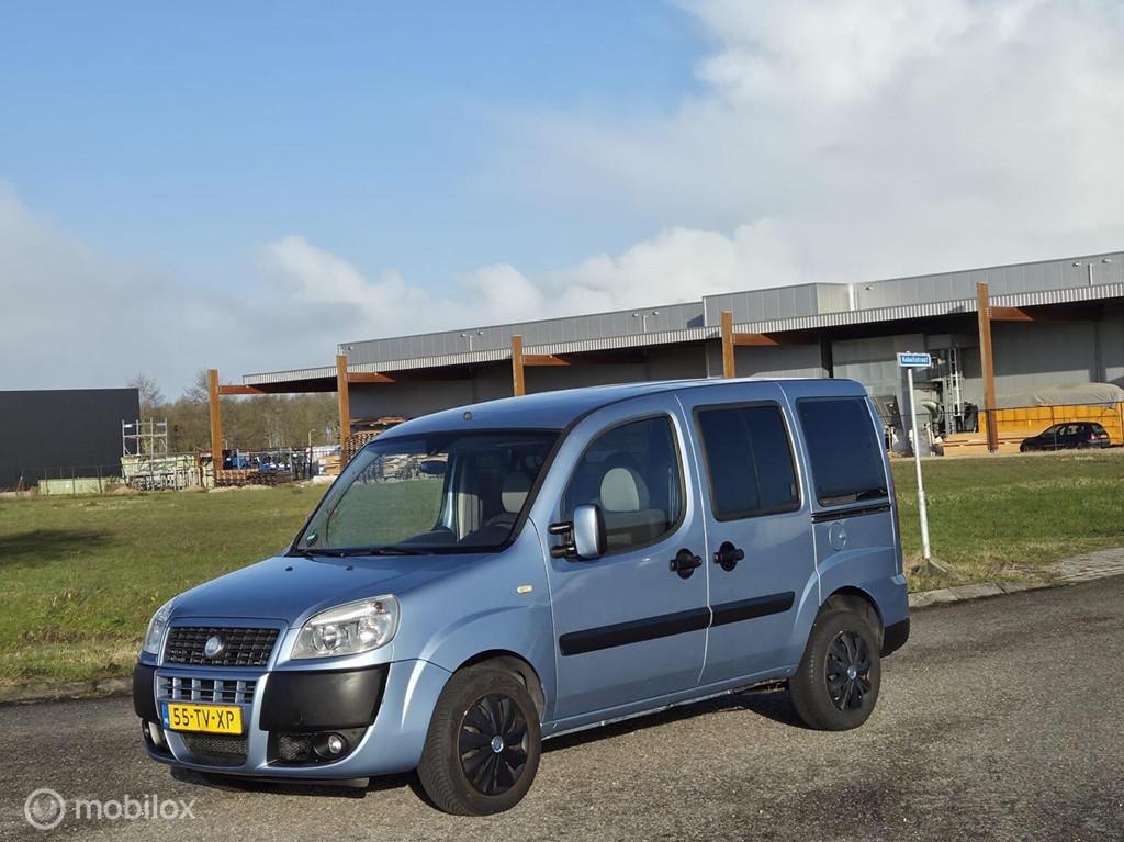 Fiat Doblo 1.4 Active Airco / Dubbele schuifdeur / Trekhaak, Voorwielaandrijving, Gebruikt, Doblo, 4 cilinders