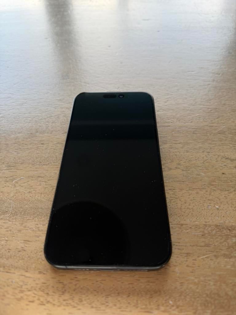 Iphone 15 Pro Max 256gb Black Titanium & apple magsafe hoes, Zwart, IPhone 15 Pro Max, Zo goed als nieuw, Ophalen