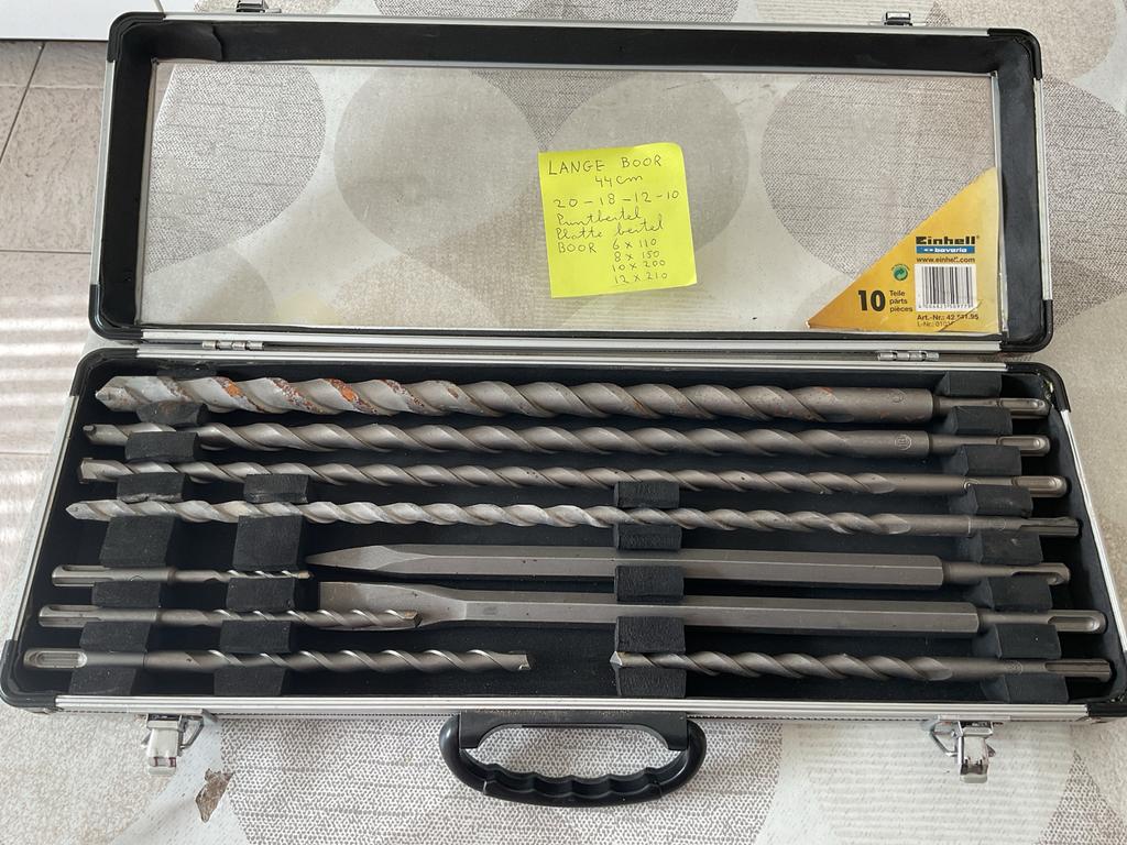 Einhell Boor- en Beitelset 10-delig in Koffer (ophalen), Ophalen of Verzenden, Gebruikt, Boor- en/of Breekhamer, Klopboormechanisme
