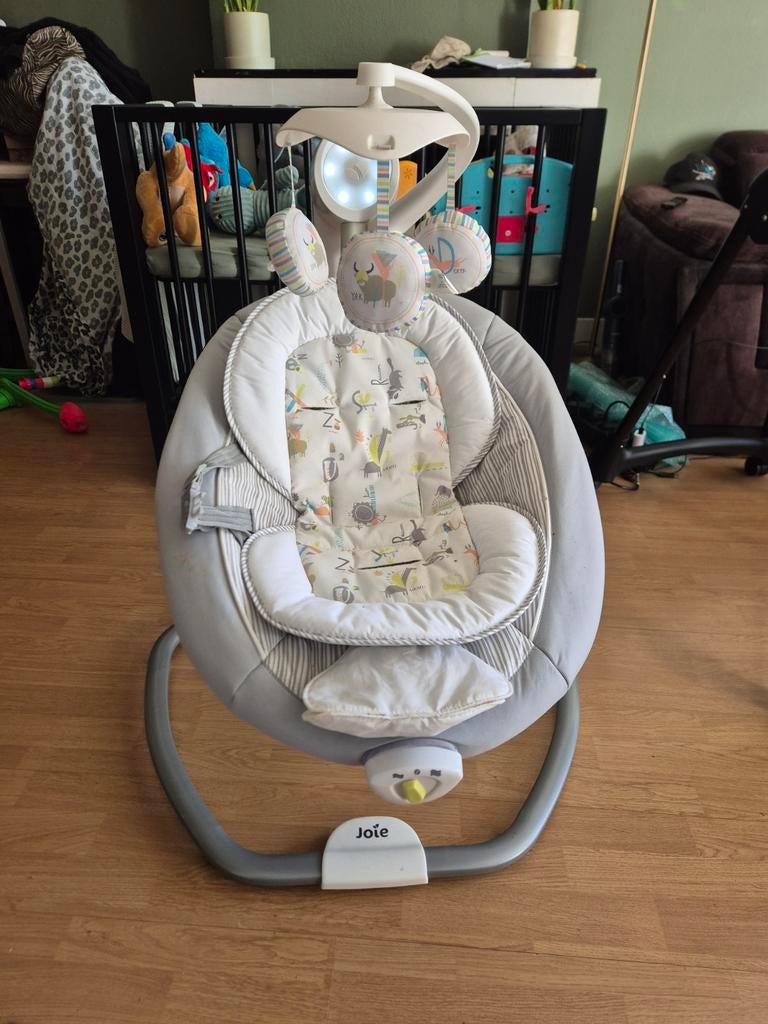 Joie babyswing met verkleiner, muziek, licht en trilfunctie, Schommelstoel, Verstelbaar, Zo goed als nieuw, Ophalen