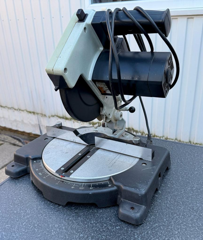 Afkortzaag TGS 110 Topcraft, Doe-het-zelf en Verbouw, Gereedschap | Zaagmachines, Ophalen, Zo goed als nieuw, Afkortzaag, 30 tot 70 mm