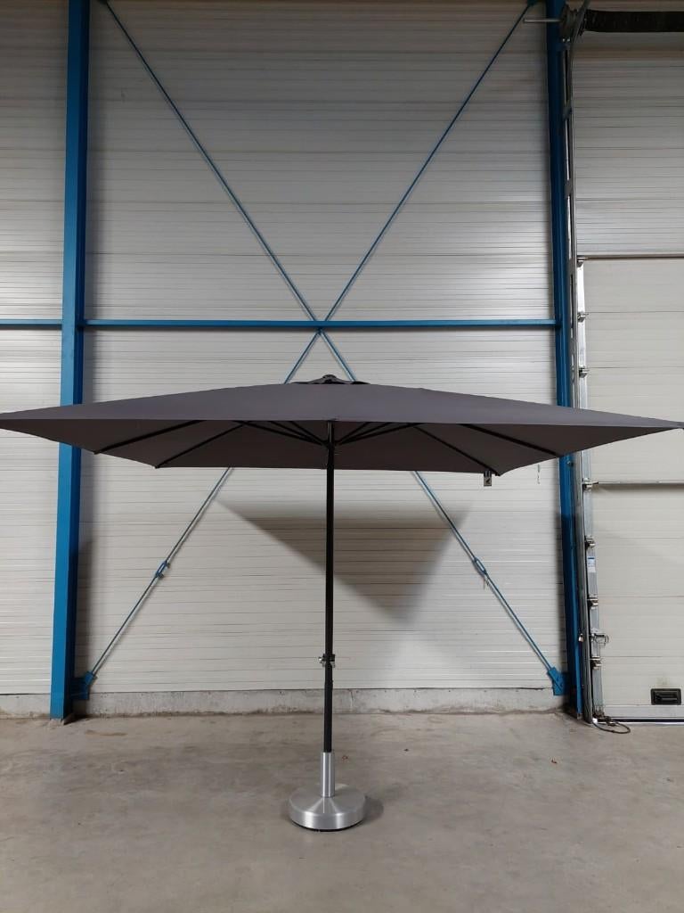 Grote nieuw horeca parasol 3 x 3 mtr zwart-ecru-grijs-wit, Ophalen, Nieuw, Waterdicht, Stokparasol