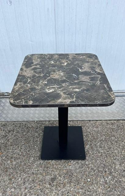 2 stuks horeca restaurant tafels 60x70 cm bruin marmer, Ophalen