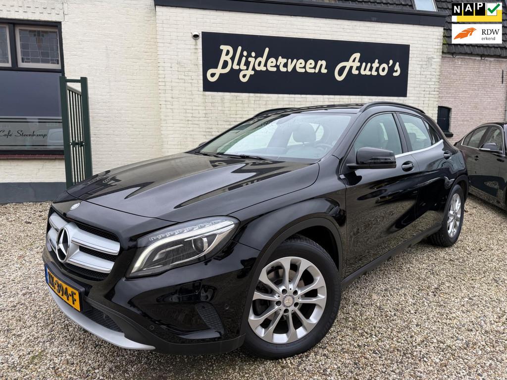 Mercedes-Benz GLA-klasse 180 Ambition Automaat | Camera | Pa, Auto's, Mercedes-Benz, Gebruikt, Euro 6, 4 cilinders, 715 kg