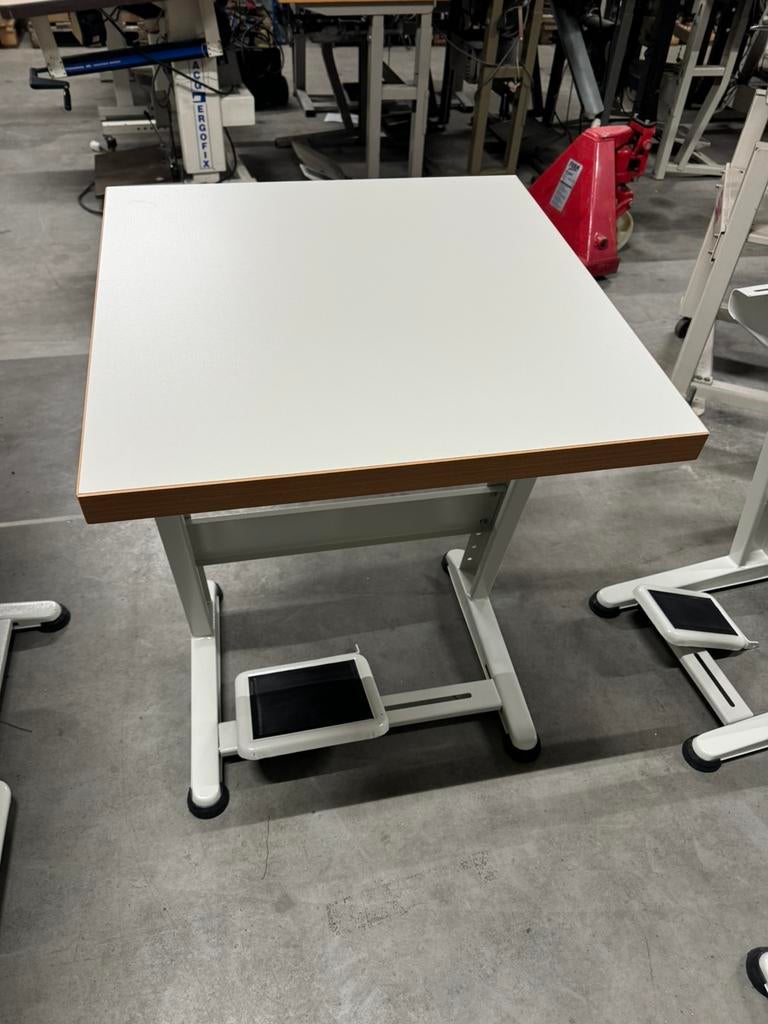 Industriele naaimachine tafel en onderstel afmeting 60x60cm, Overige merken, T, Nieuw, T