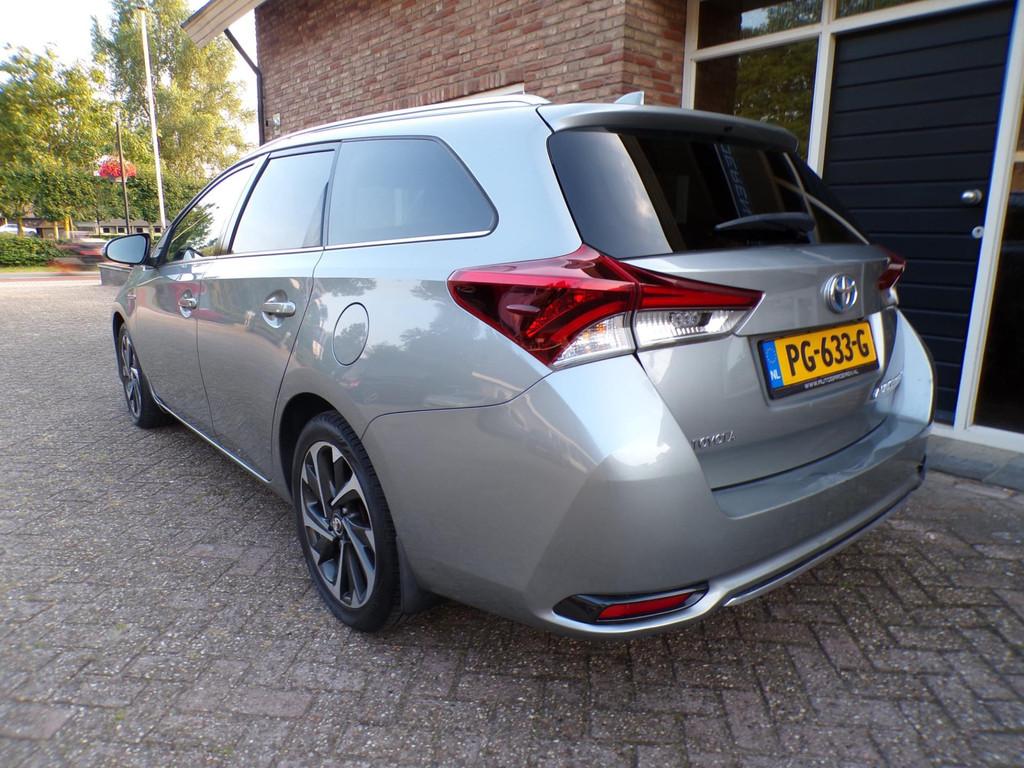 Toyota Auris Touring Sports 1.8 Hybrid Dynamic, Stof, Gebruikt, Start-stop-systeem, 49 €/maand