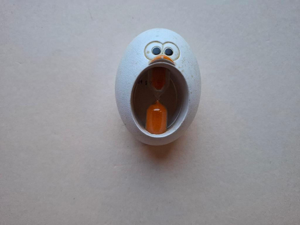 Etsy zandloper Calimero, Verzamelen, Poppetjes en Figuurtjes, Verzenden, Gebruikt