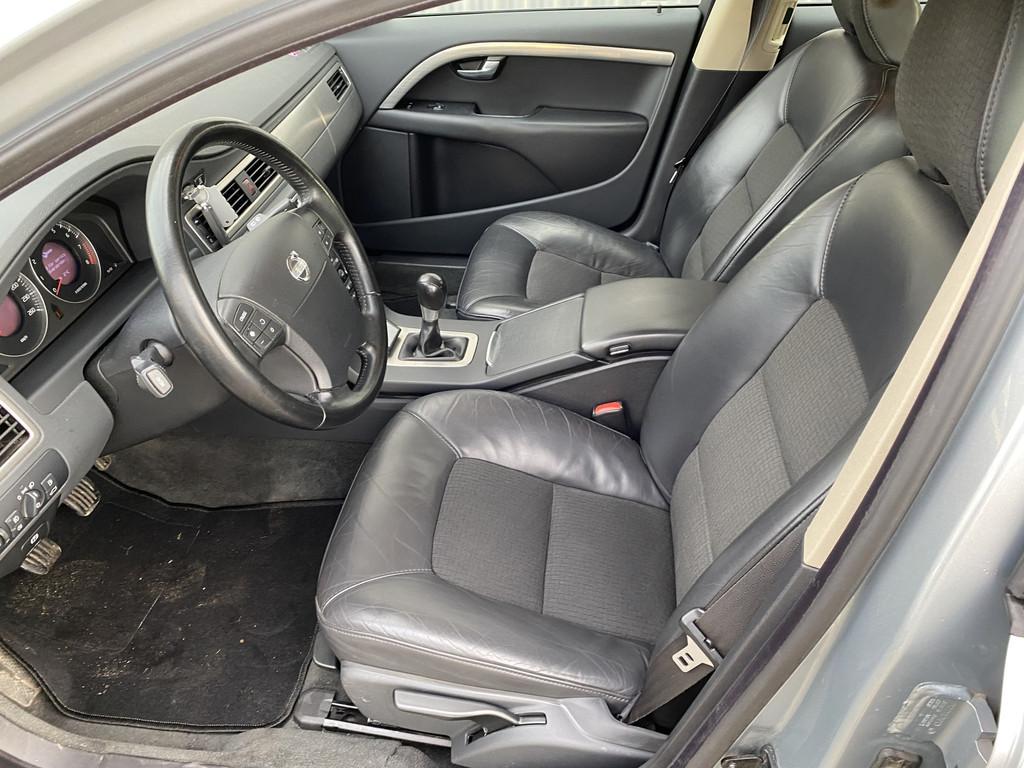 Volvo V70 2.0F Leer/Stof, Stoelvw, 189Dkm. Clima, Carkit, CC, Voorwielaandrijving, 145 pk, Gebruikt, Zwart
