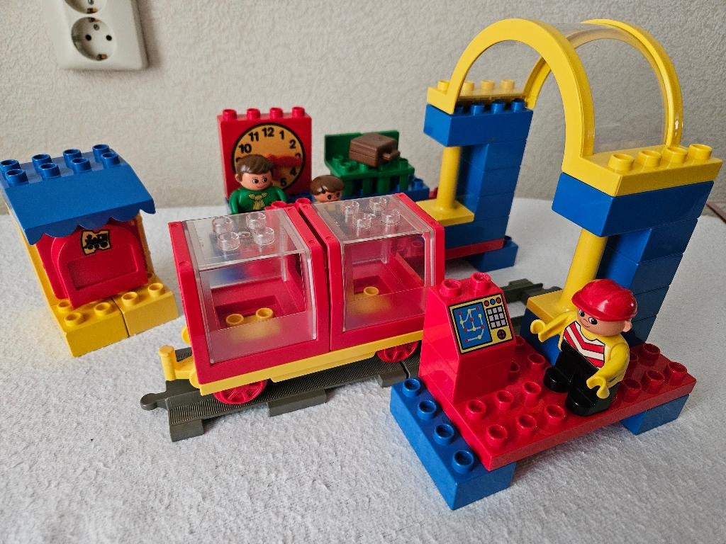 Lego Duplo 2936 Station en wagon, City, Ophalen of Verzenden, Zo goed als nieuw, Duplo