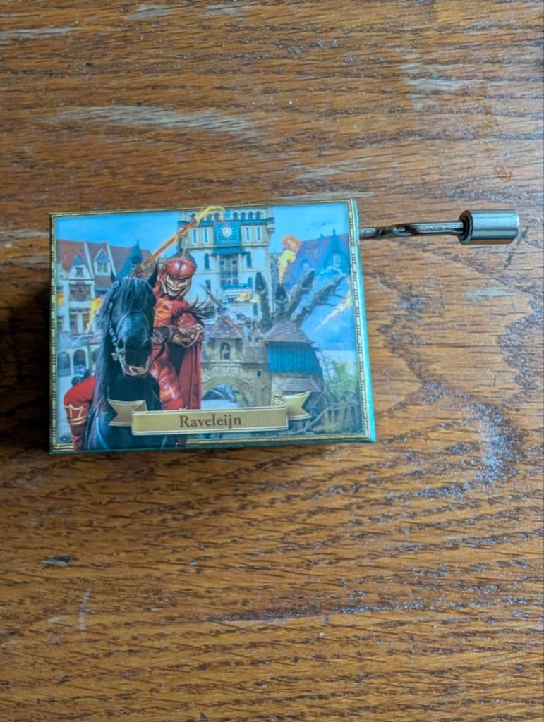 Ravelijn speeldoosje, Ophalen of Verzenden, Zo goed als nieuw, Beeldje of Poppetje