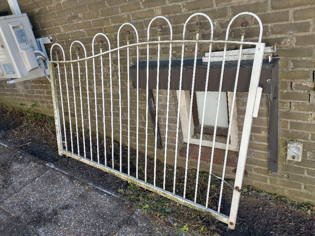 Dubbele poort, gegalvaniseerd metaal, b370-390, h135, Tuin en Terras, Ophalen, Met poort, Gebruikt, Sierhekwerk