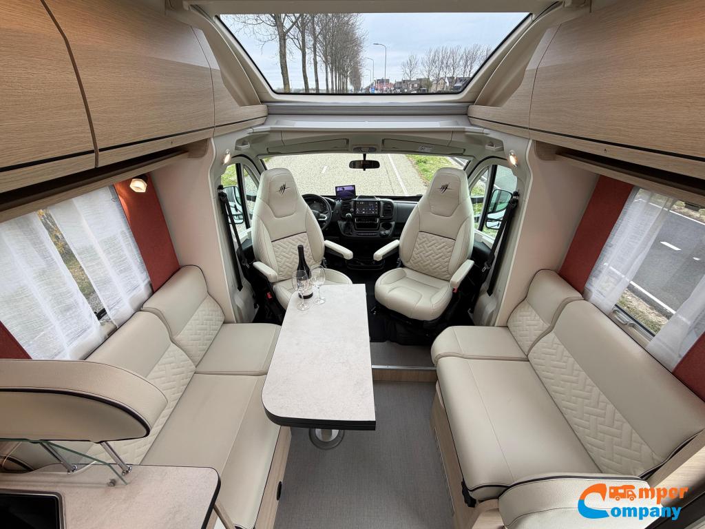 Rapido 666 F Lengte bedden / Face to face / vol opties!, Caravans en Kamperen, Campers, Automaat, Ringverwarming, Fiat, 7 tot 8 meter