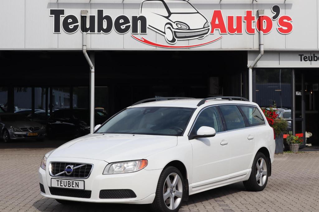 Volvo V70 2.4 D5 Kinetic EXPORTPRIJS, Airco, Cruise control,, Euro 5, Gebruikt, 2000 kg, Wit
