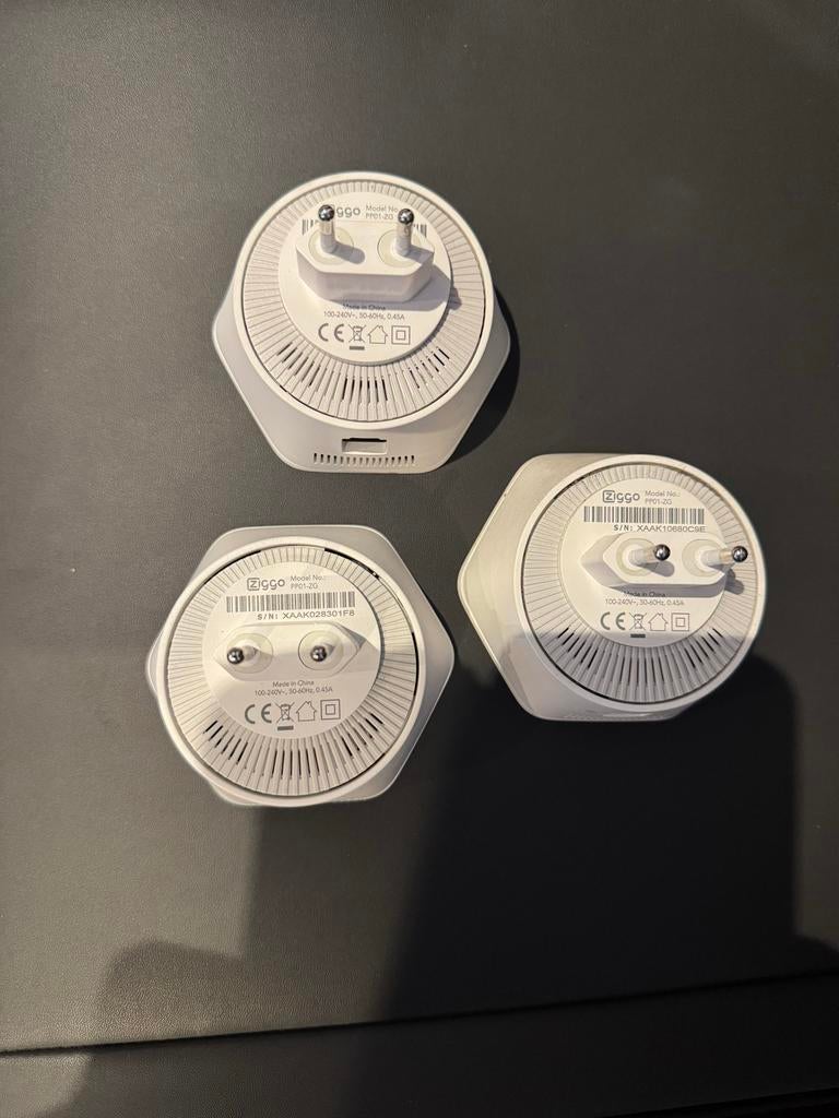 Ziggo wifi booster pods 3 stuks, Ophalen of Verzenden, Zo goed als nieuw