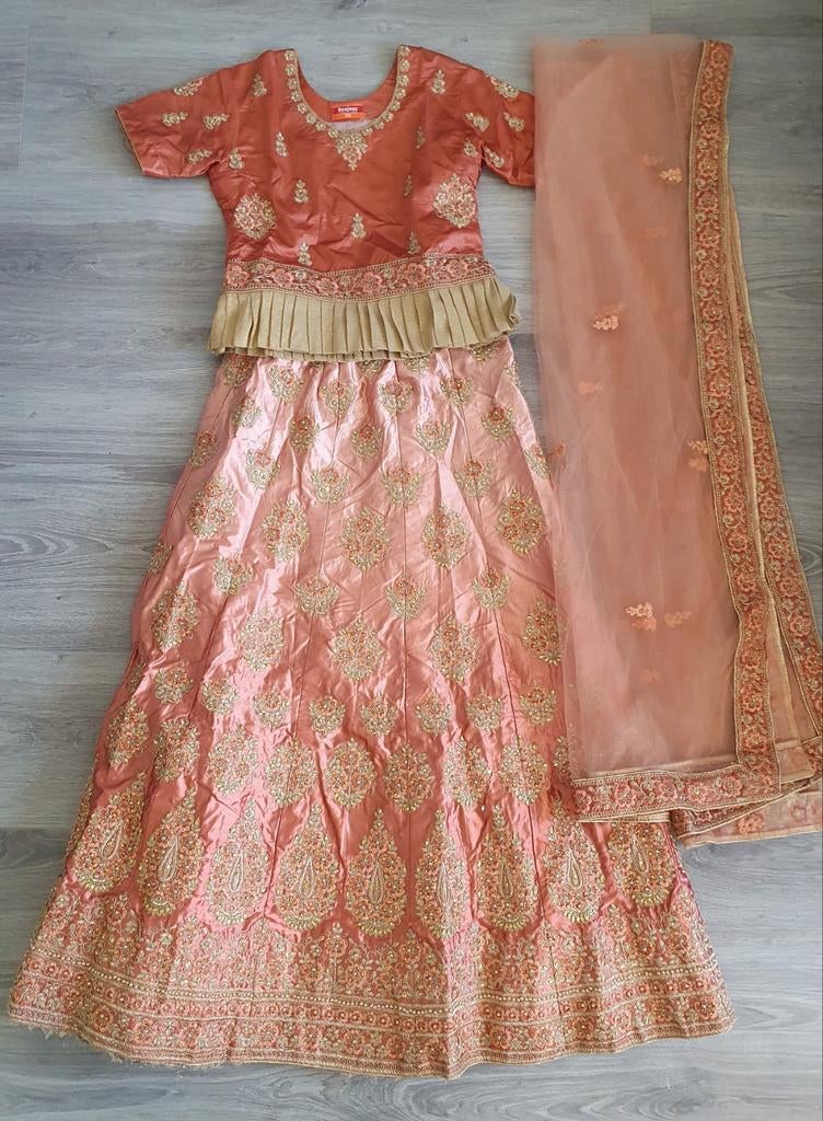 Indiase Hindoestaanse Bollywood Afghaanse Lehnga Choli mat S, Maat 38/40 (M), Overige typen, Ophalen of Verzenden, Zo goed als nieuw