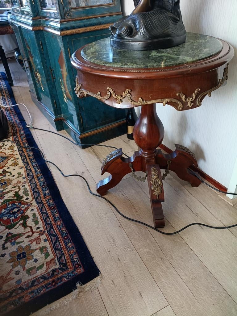 Ronde bijzettafel met marmeren blad, Antiek en Kunst, Ophalen of Verzenden