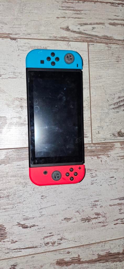 Nintendo Switch met extra controller en hoes, Ophalen of Verzenden, Gebruikt, Met 3 controllers of meer, Switch Original