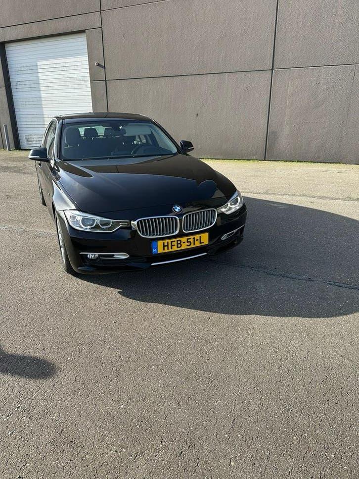 BMW 3-Serie 1.6I 320EDE 125KW Aut8 (f30) 2013 Zwart, Auto's, BMW, Particulier, 3-Serie, Benzine, Sedan, Automaat, Geïmporteerd