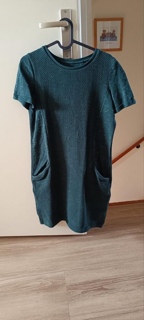 DISTRIKT Nørrebro Groene Jurk Maat S, Ophalen, DISTRIKT Nørrebro, Zo goed als nieuw, Korte mouw