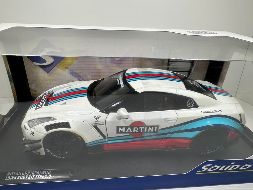 NISSAN GTR (R35) LIBERTY WALK BODY KIT 2.0 1:18 SOLIDO NIEUW, Hobby en Vrije tijd, Modelauto's | 1:18, Ophalen of Verzenden, Nieuw
