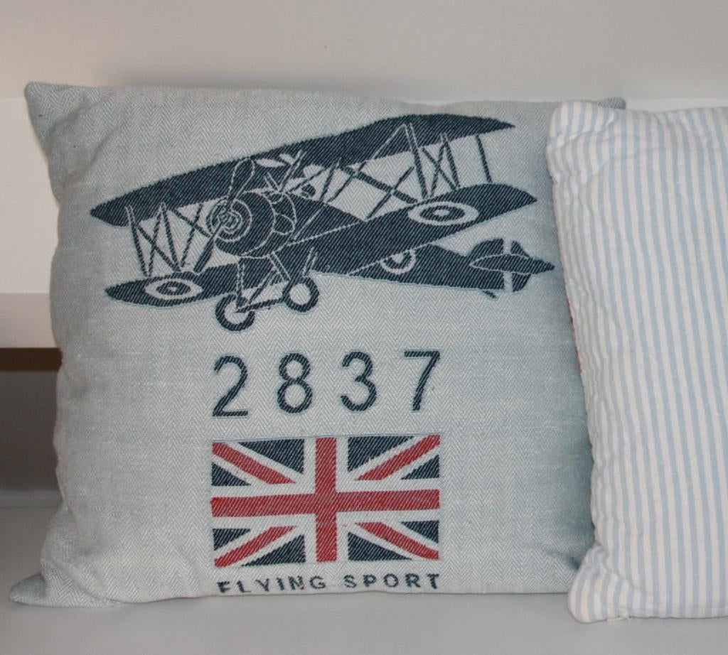 NIEUW RM kussenhoes met binnenkussen met vliegtuig blauw, Ophalen of Verzenden, Nieuw, Blauw, Vierkant