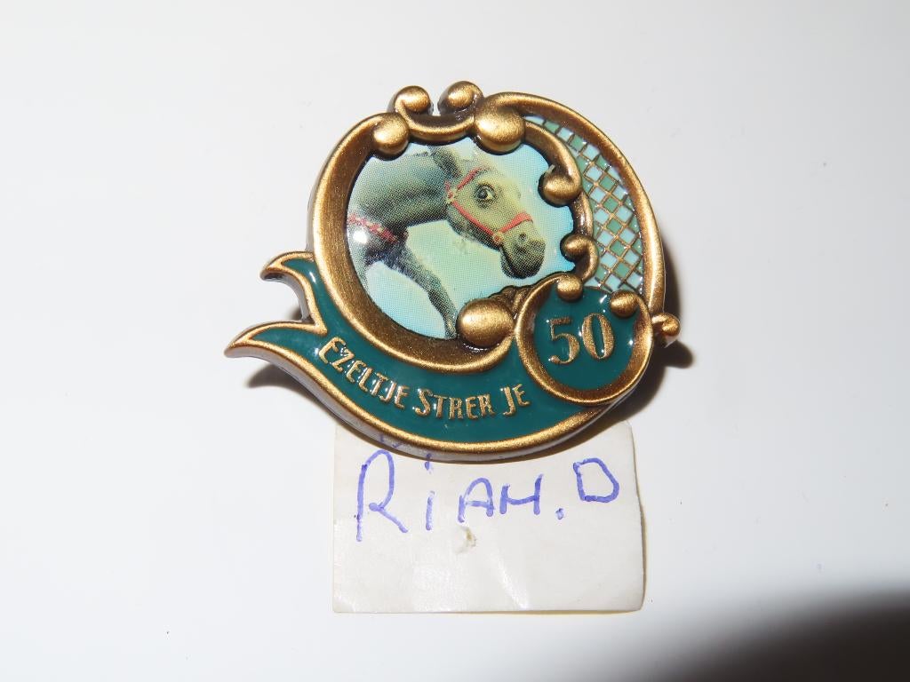 Efteling jubileum pin 50 jaar Ezeltje strekje., Verzamelen, Efteling, Ophalen, Zo goed als nieuw, Button of Speldje