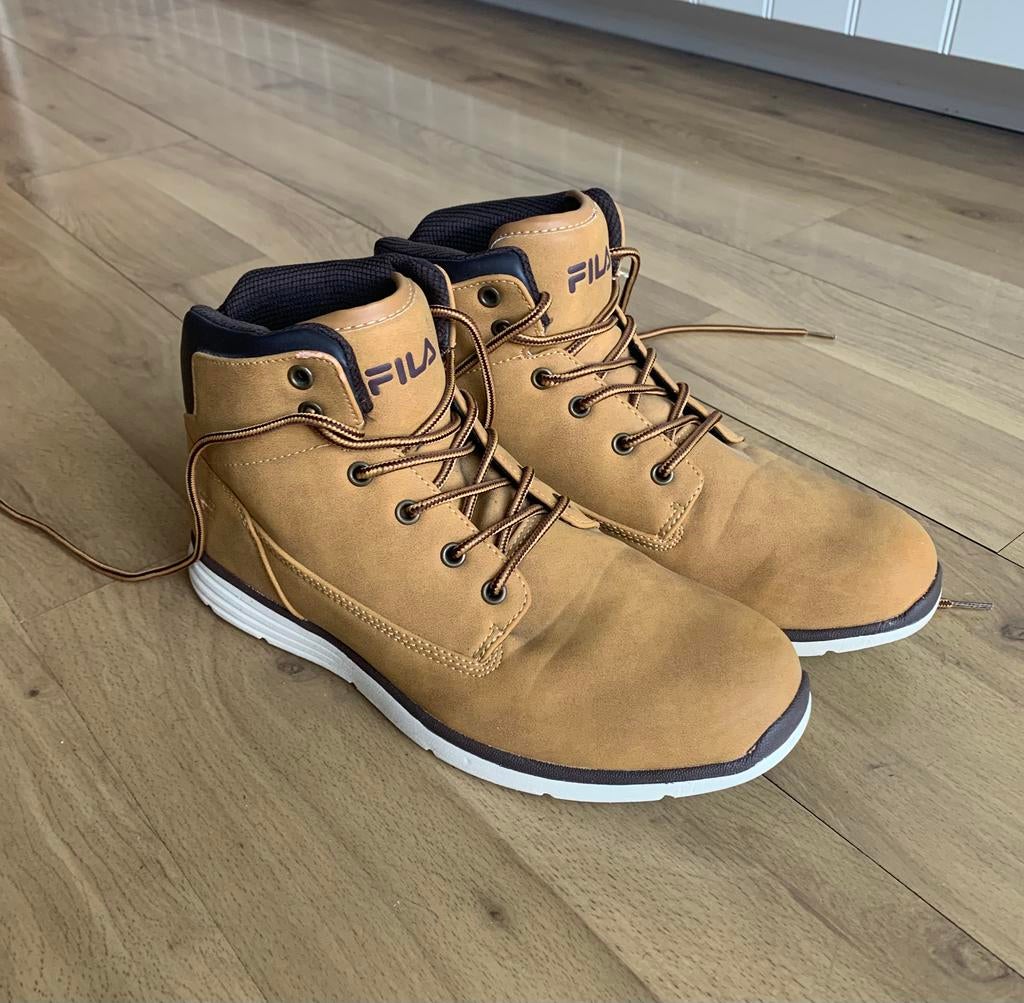 Fila schoenen 41, Ophalen of Verzenden, Zo goed als nieuw, Sneakers of Gympen
