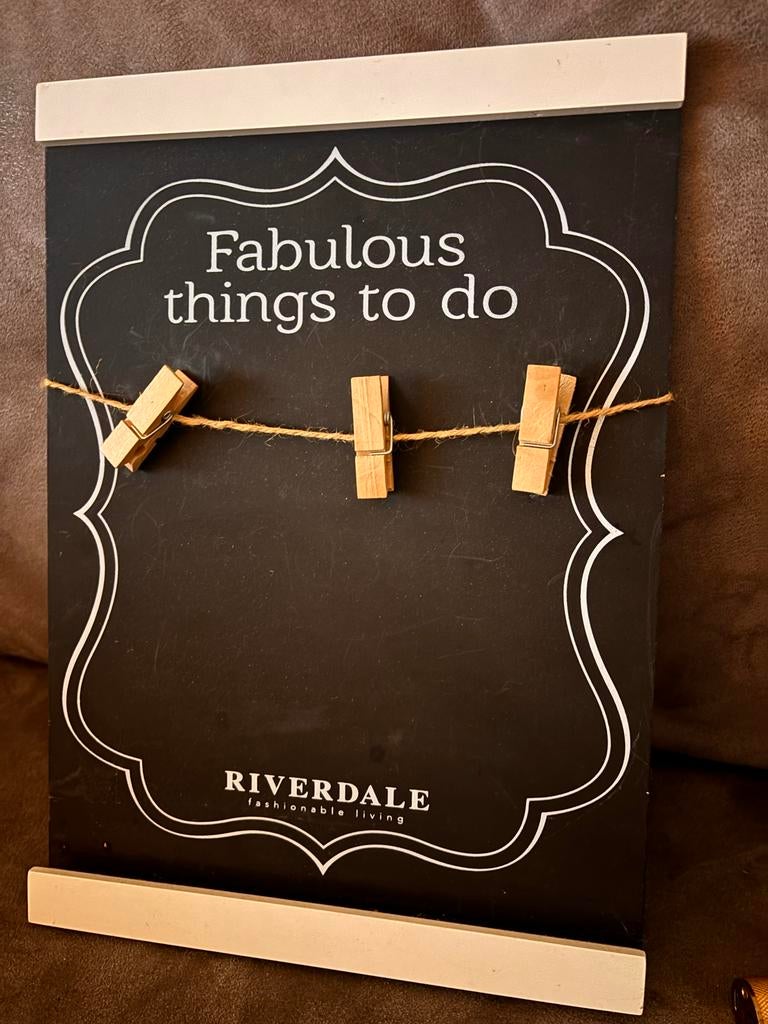 Riverdale krijtbord met knijpertjes, Ophalen, Gebruikt