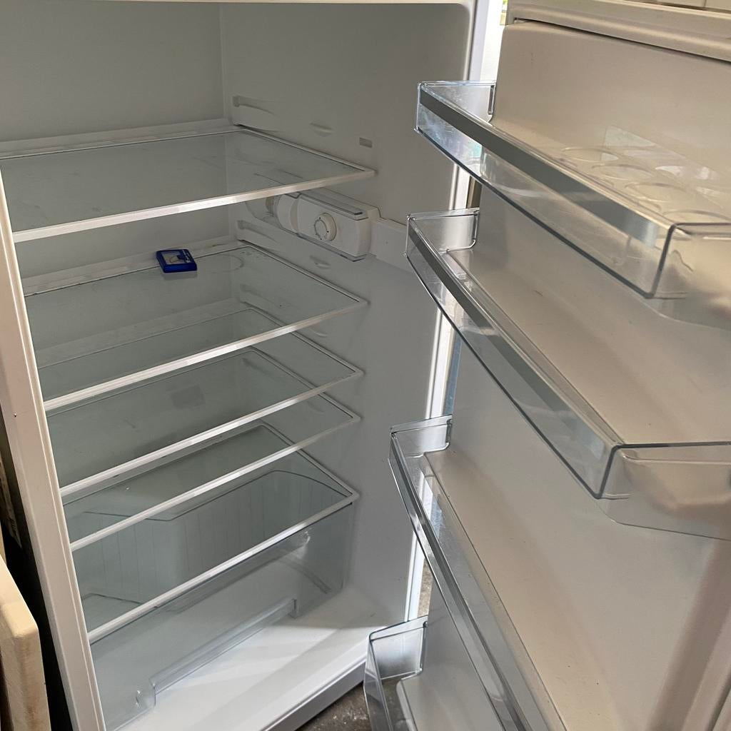 Siemens inbouwkoelkast, Witgoed en Apparatuur, 100 tot 150 liter, Ophalen, Gebruikt, Zonder vriesvak