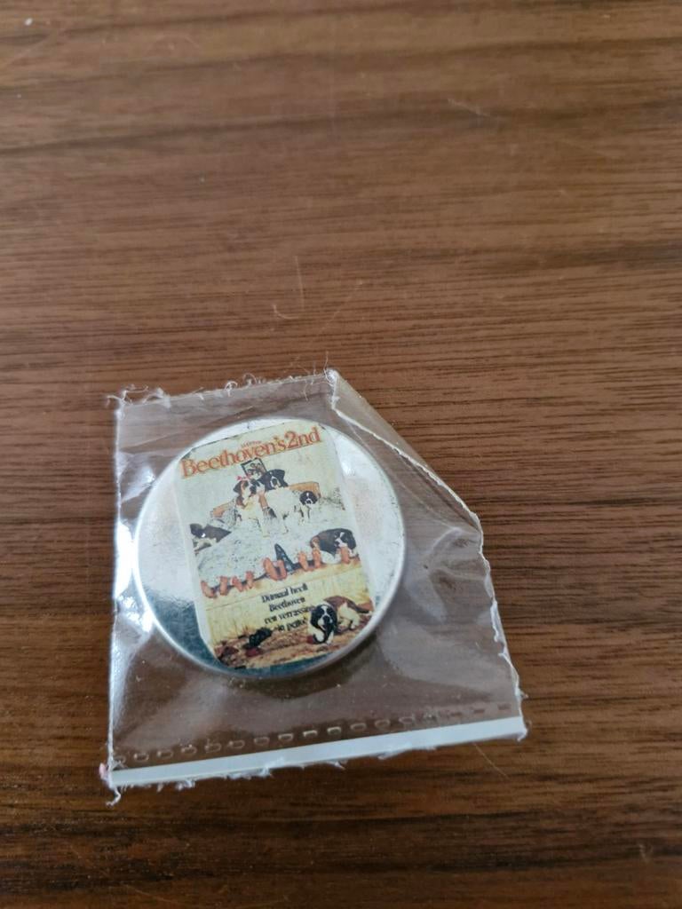 143 Film Button Beethoven's 2nd, Ophalen of Verzenden, Nieuw, Overige onderwerpen