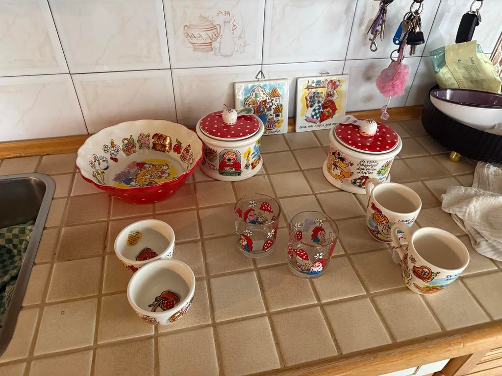 Blond Amsterdam Efteling servies en glazen set, Ophalen of Verzenden, Zo goed als nieuw, Gebruiksvoorwerp