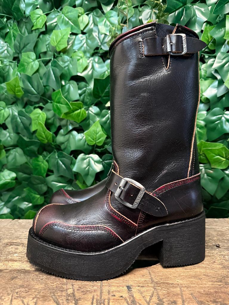 geweldig mooie vintage plateau laarzen van Sendra maat 39, Bruin, Nieuw, Ophalen of Verzenden, Sendra