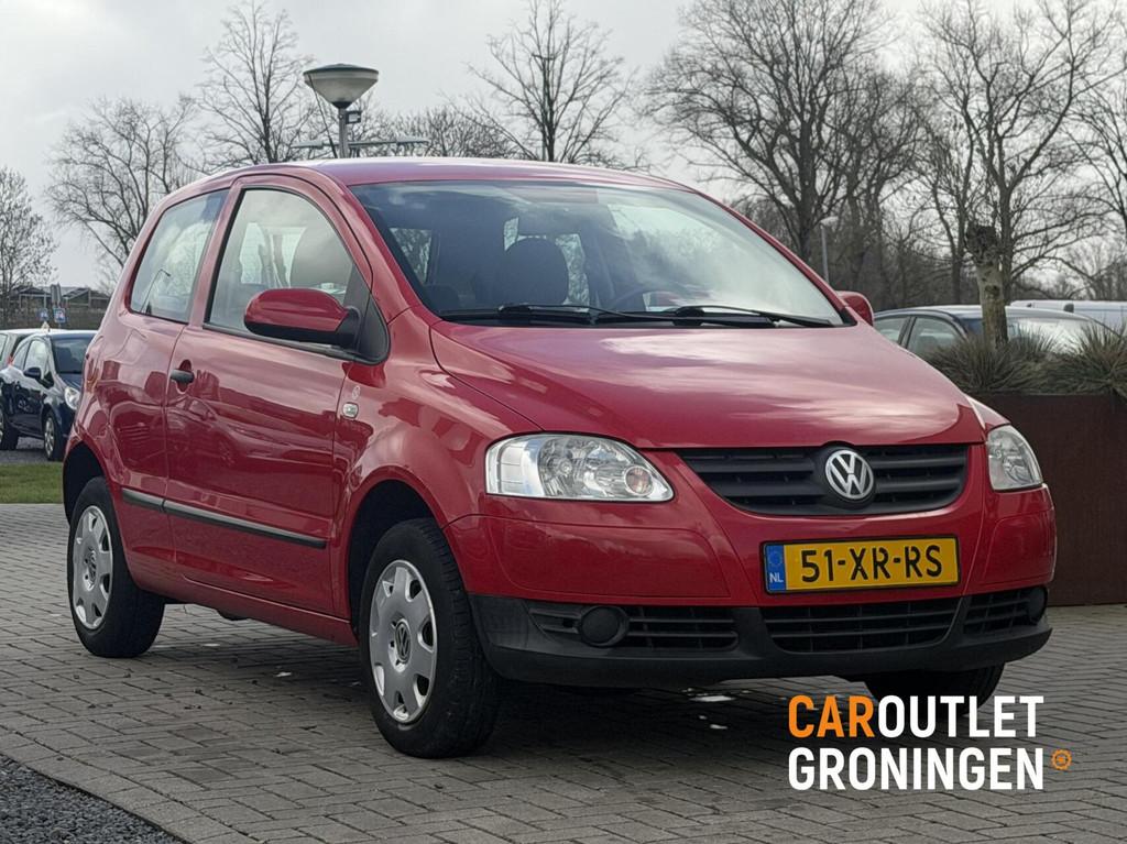 Volkswagen Fox 1.2 Trendline | 2e EIGENAAR | CARPLAY | NWE A, Voorwielaandrijving, Stof, Zwart, 969 kg