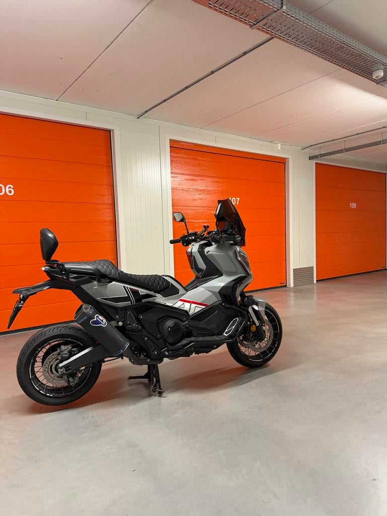 Dikste X-ADV-750 Nardo grey special edition FULL OPTIONS!!!