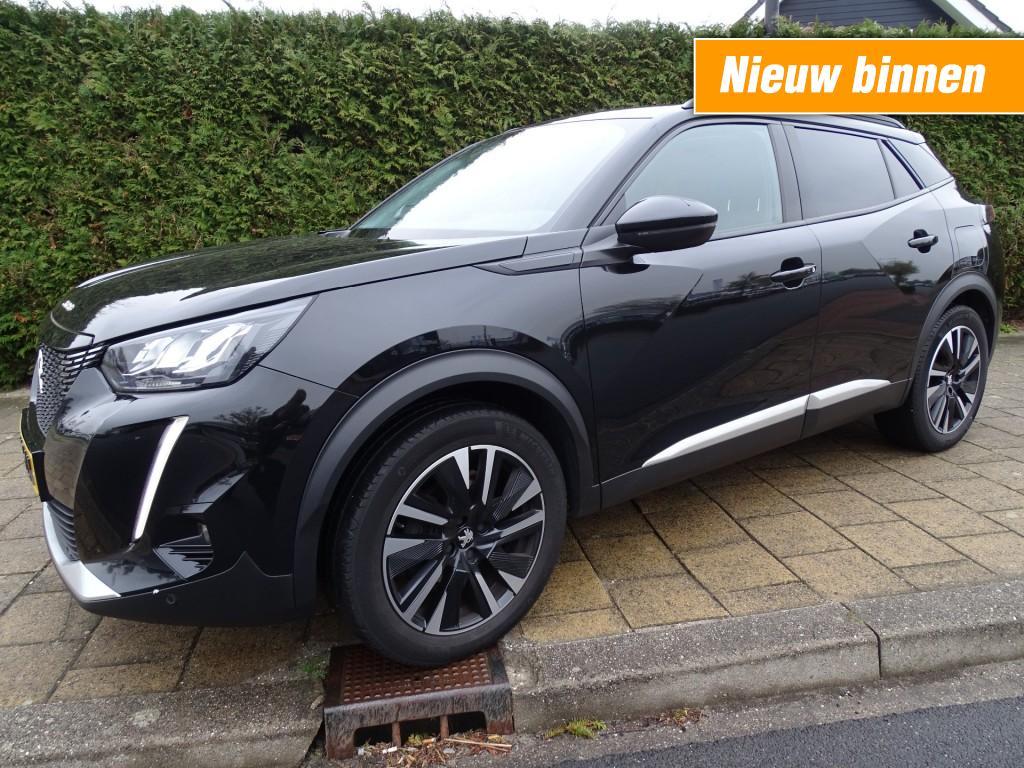 Peugeot 2008 1.2 PT 131 pk-Carplay-Blth-ECC-Cruise-Media app, Voorwielaandrijving, Gebruikt, Euro 6, 1199 cc