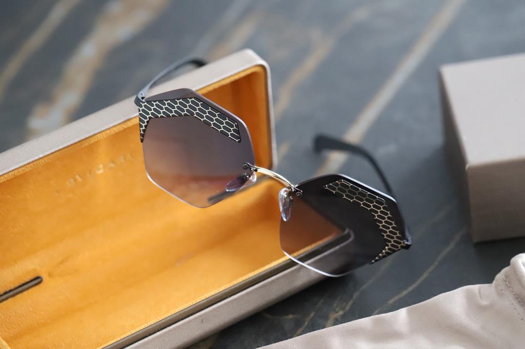 BVLGARI Zonnebril BV6103, Ophalen, Nieuw, Zwart, Overige merken