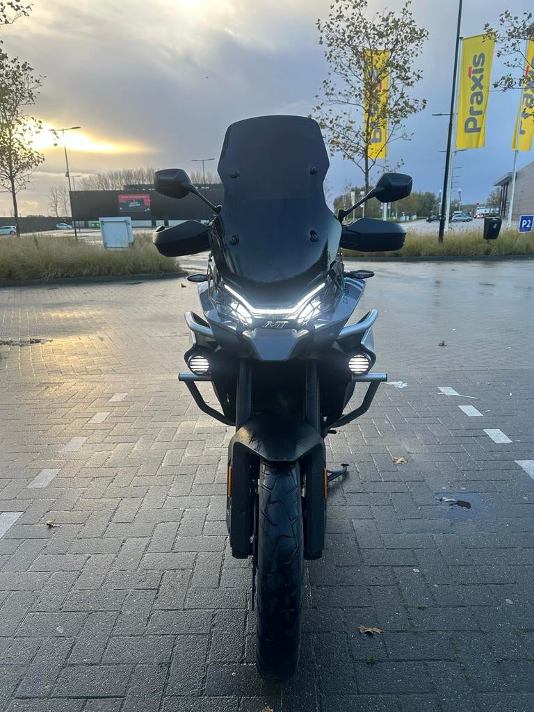 CF Moto 800 MT - Avontuurlijke Toermotor, Motoren, 2 cilinders, Traction Control, Motorrijbewijs A, Particulier