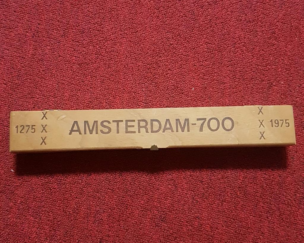 Zelszame 51 jarige sigaar, Ophalen