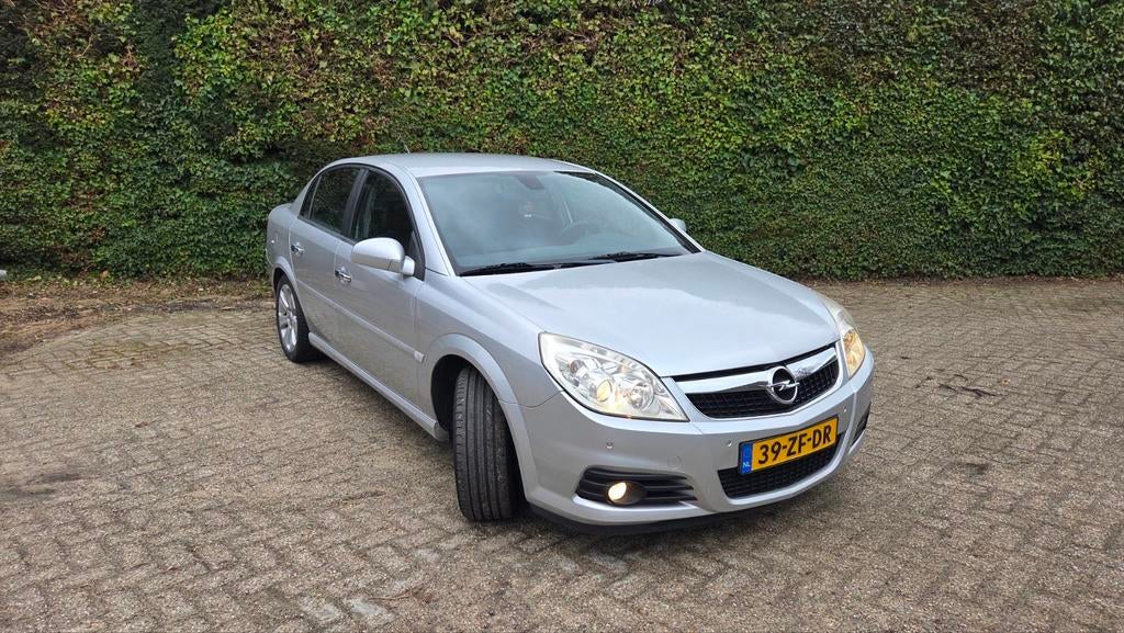 Opel vectra 2.2, Auto's, Voorwielaandrijving, Zwart, Vectra, Zilver of Grijs