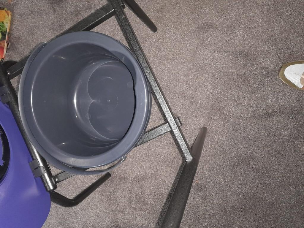 postoel, Diversen, Verpleegmiddelen, Ophalen, Zo goed als nieuw