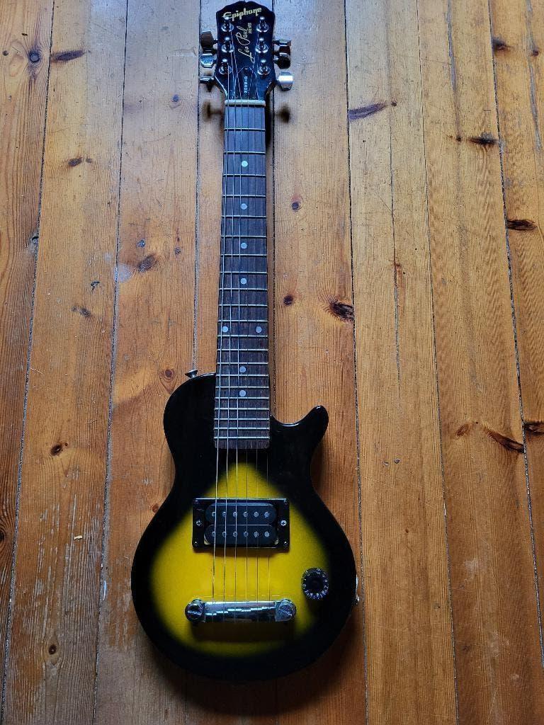 Gibson Les Paul Pee Wee Epiphone junior, Muziek en Instrumenten, Snaarinstrumenten | Gitaren | Elektrisch, Ophalen, Zo goed als nieuw