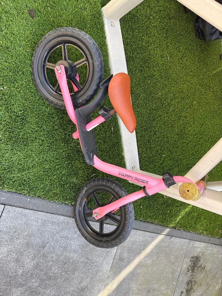Gratis Roze loopfiets, Ophalen, Gebruikt, Minder dan 16 inch