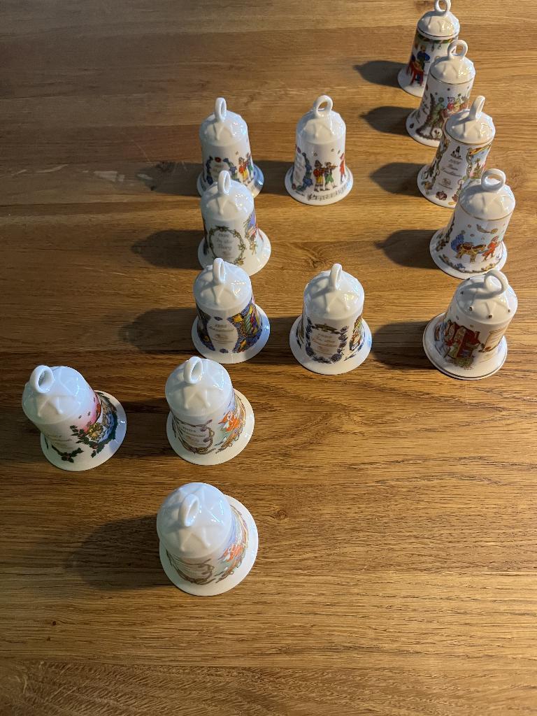 4 Hutschenreuther kerst klokjes  1994 -1996- 1997 -1999, Ophalen of Verzenden, Zo goed als nieuw