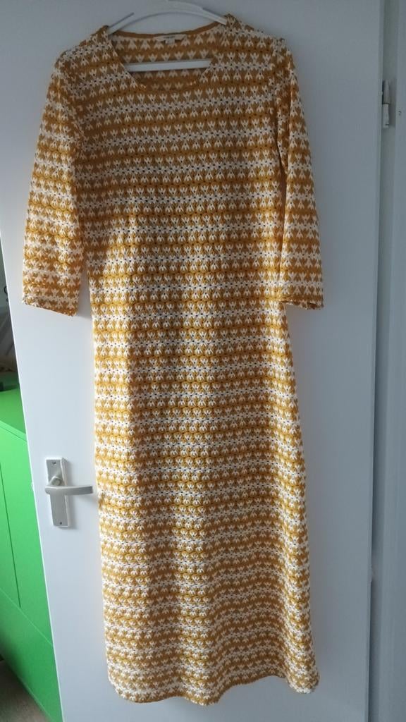 Vrolijke gehaakte jurk met onderjurk maat l, Wit, Maat 42/44 (L), Ophalen of Verzenden, Zo goed als nieuw