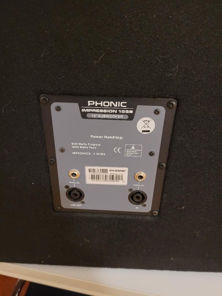 Basversterker 2x2000W en basbox 800/1600W, 120 watt of meer, Ophalen, Overige merken, Gebruikt