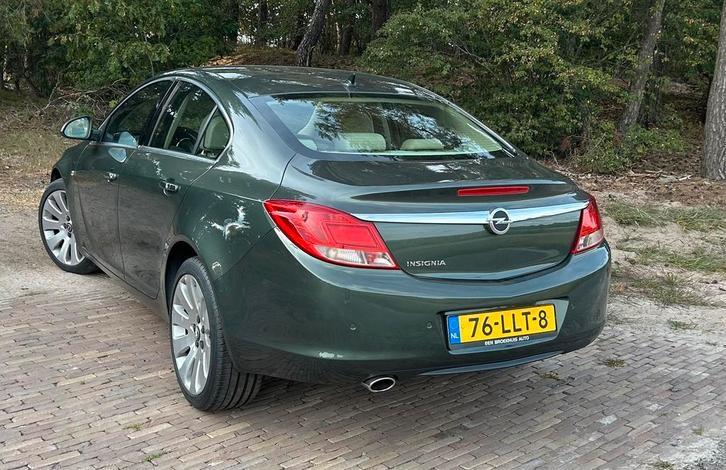Opel Insignia 1.8 Executive, 66.000 KM (NAP), 2e eigenaar, Beige, 4 cilinders, Origineel Nederlands, 75 €/maand