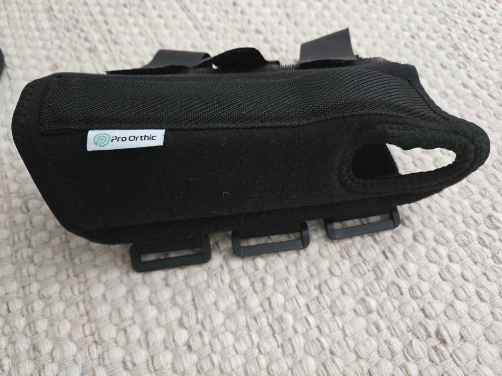 Polsbrace rechts, Ophalen of Verzenden, Overige typen