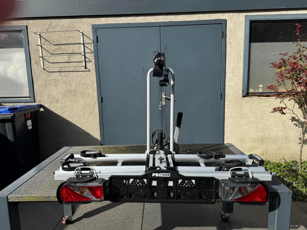 Pro user diamant 2, Auto diversen, Fietsendragers, Ophalen, Zo goed als nieuw, Trekhaakdrager