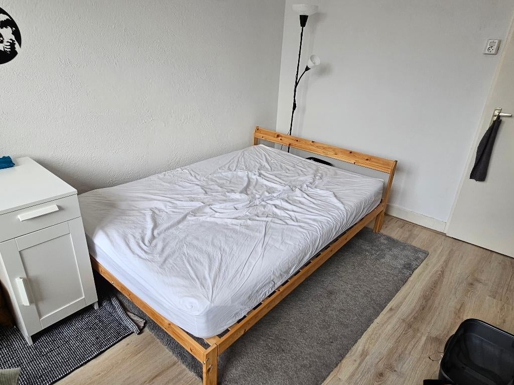 bedframe, Ophalen, Gebruikt, Bruin, 210 cm