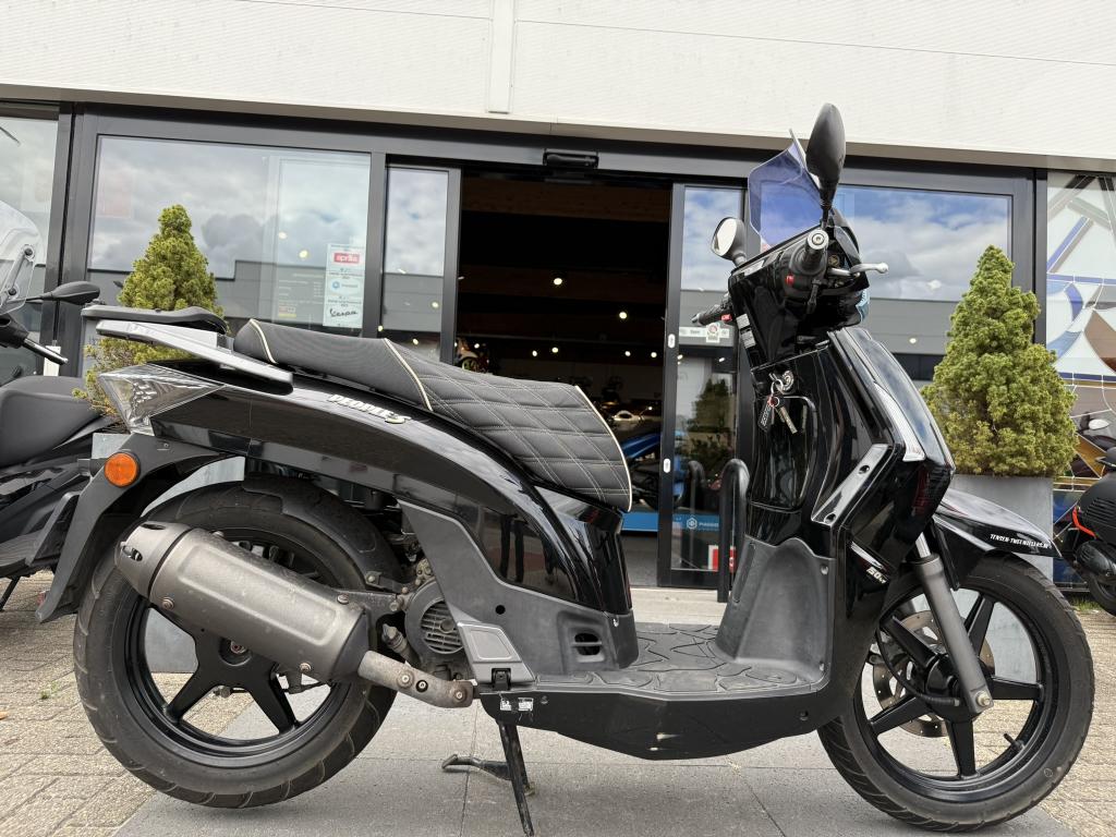Kymco People`s 25 km 4T Eindjaar Deal, Fietsen en Brommers, Niet ingevuld, Gebruikt, Niet ingevuld, Ophalen of Verzenden